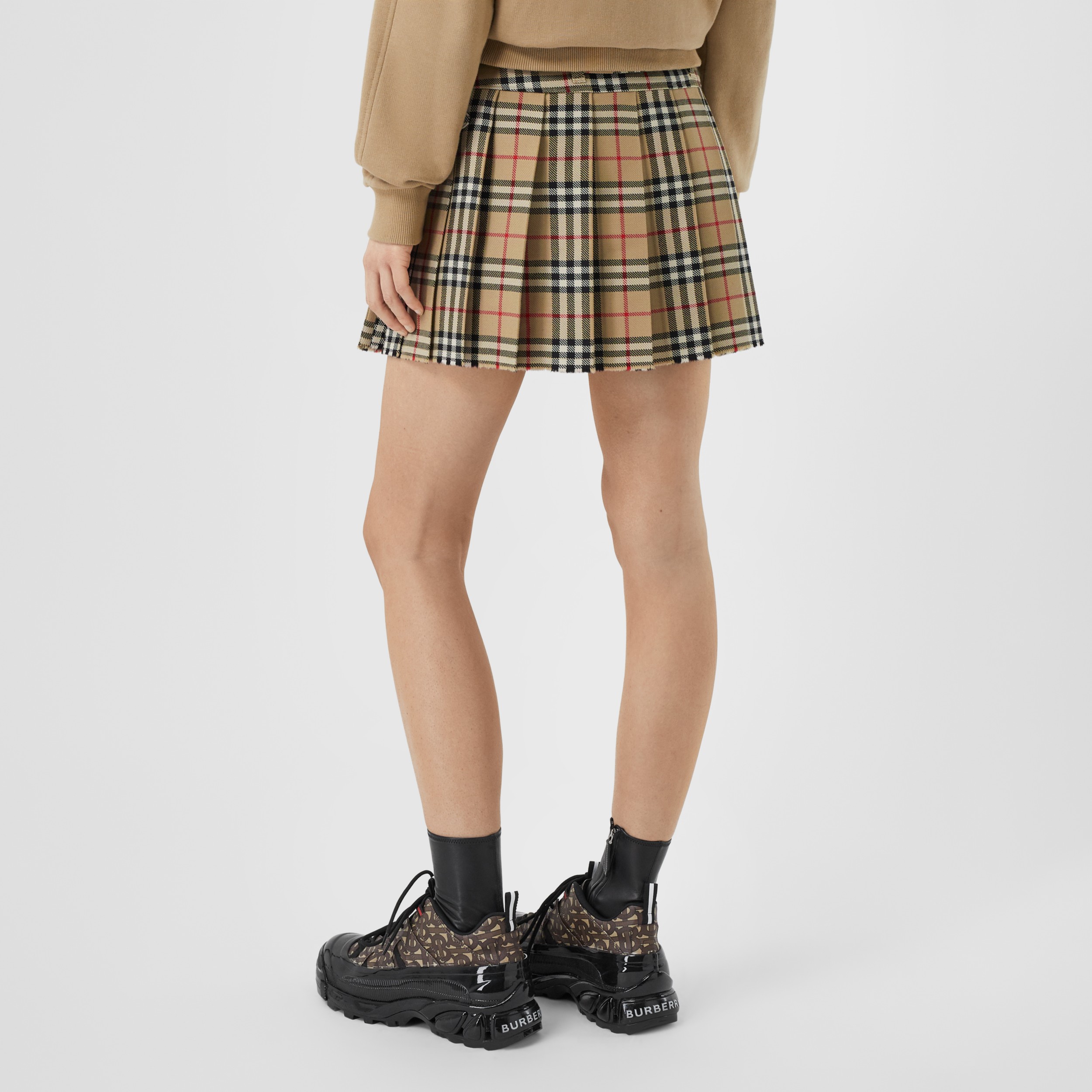 Vintage Check Wool Twill Kilt in Archive Beige - Women | Burberry ...