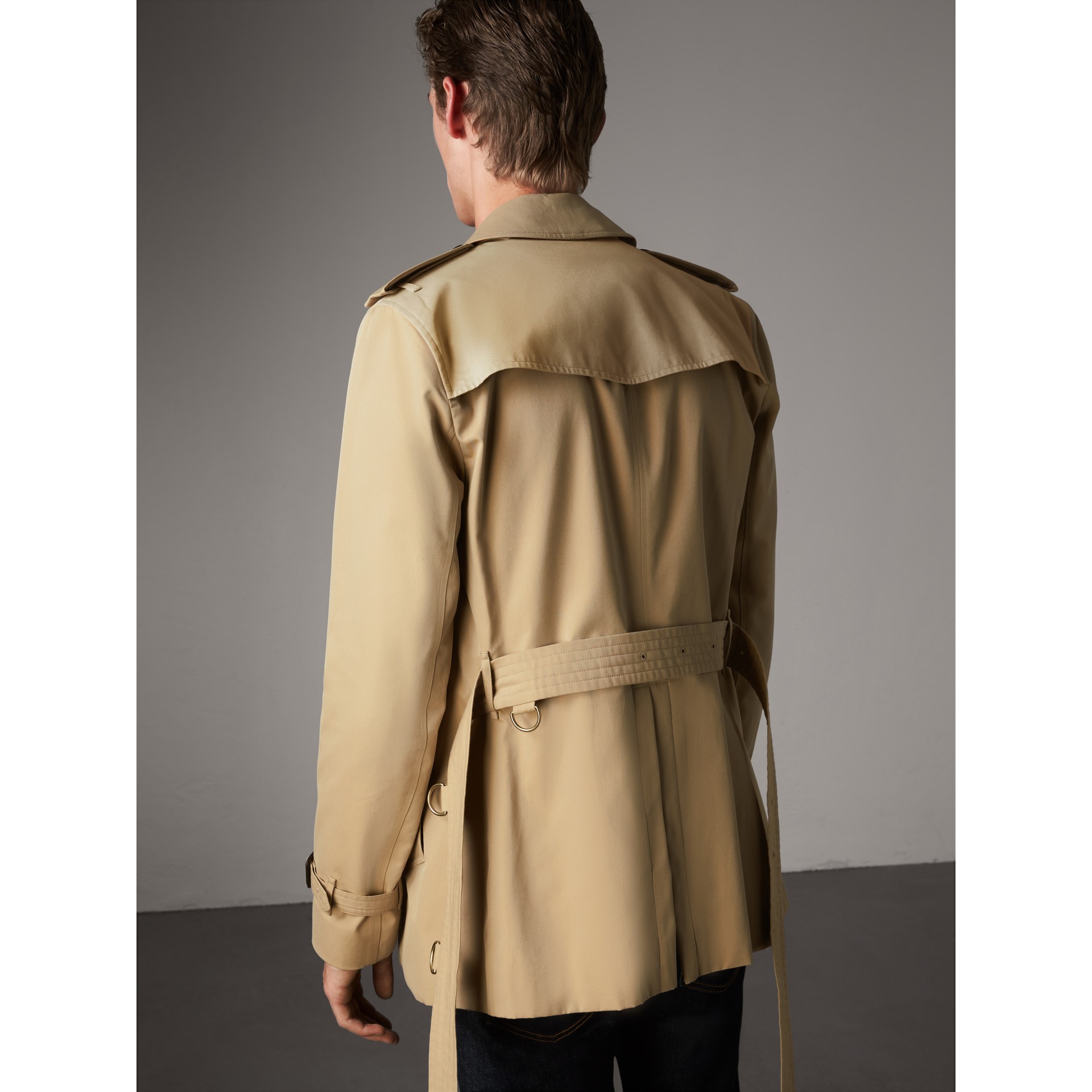 The Sandringham – Short Trench Coat in Honey - Men | Burberry United States