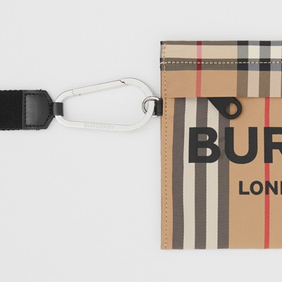 burberry key pouch