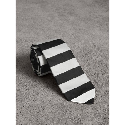 burberry silver tie