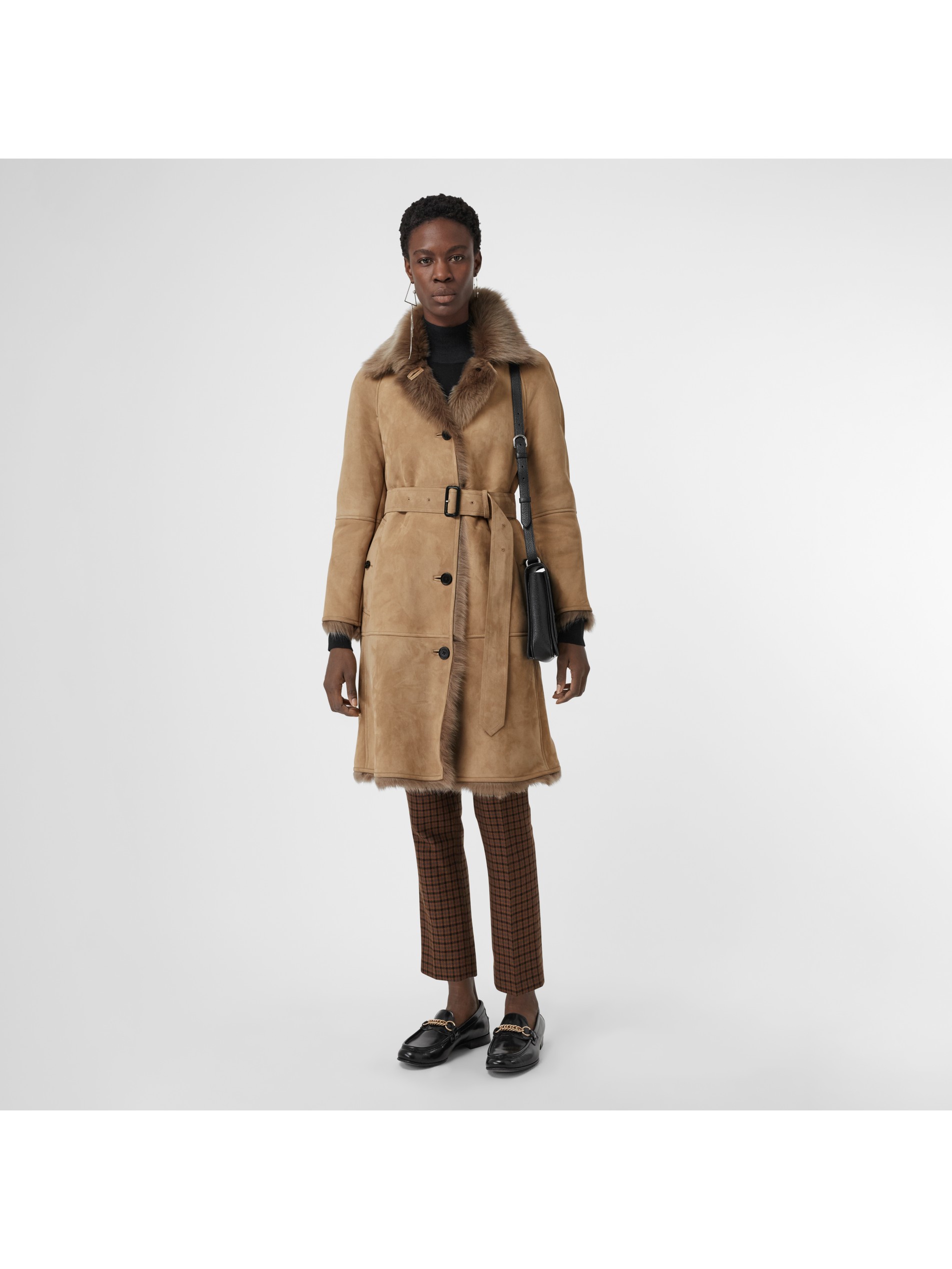 毛羊皮轻便大衣