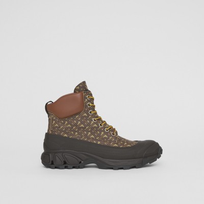 burberry boots mens gold
