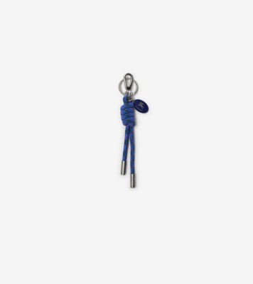 Check Charm Knight Technical ®