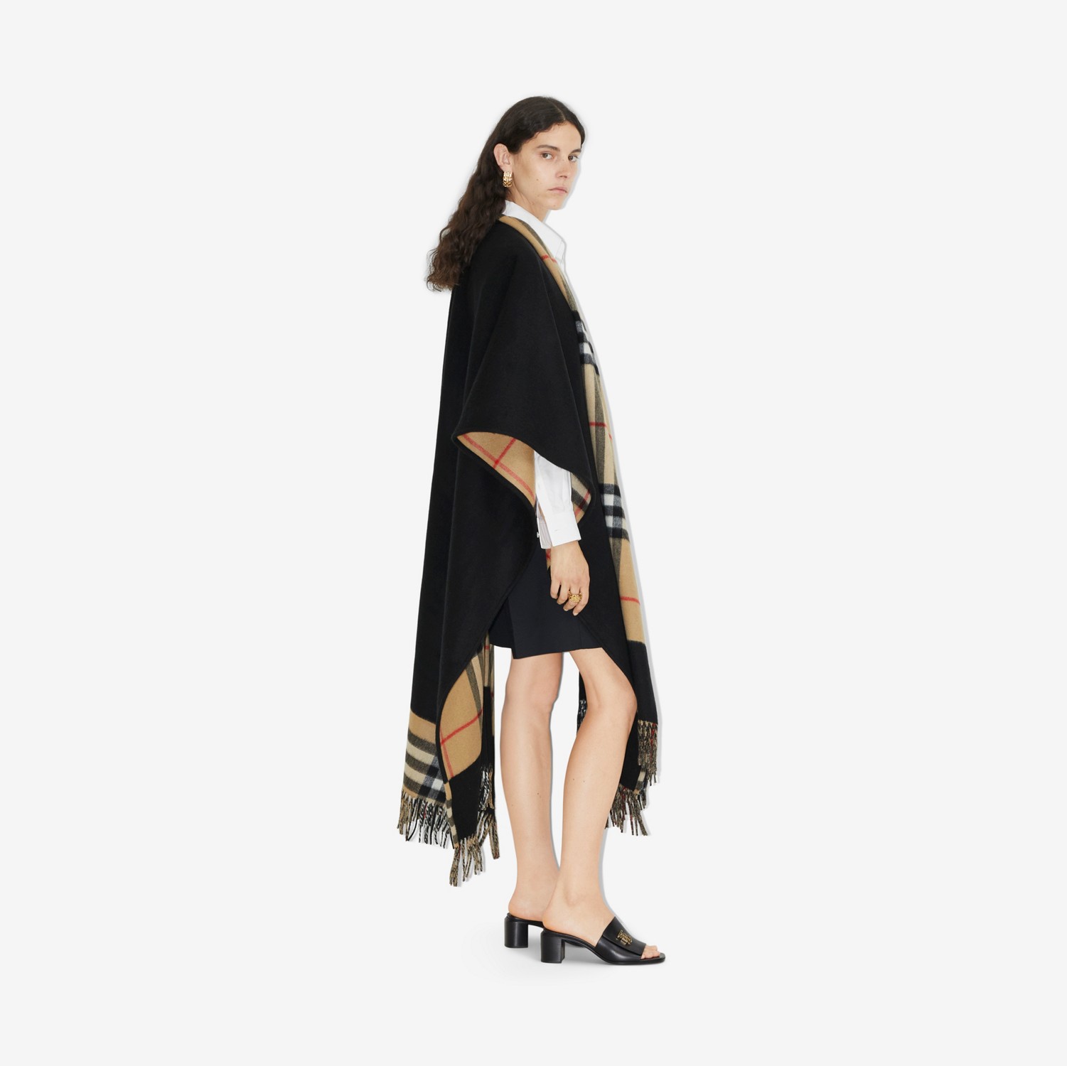 リバーシブル チェック ウールカシミアケープ (ブラック リバーシブル チェック ウールカシミアケープ (ブラック