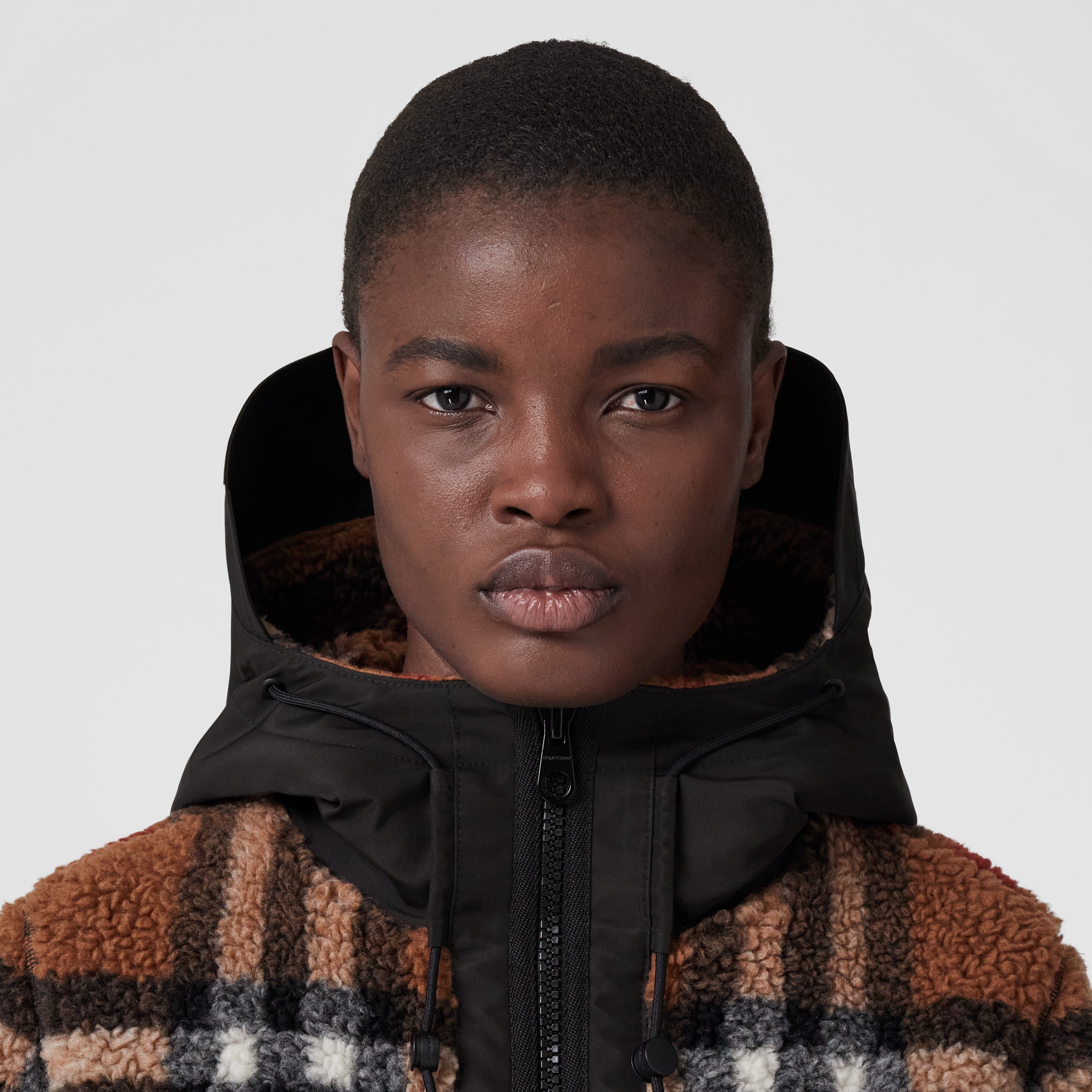 Hooded Check Fleece Jacket in Birch Brown - Women | Burberry® Official - 2