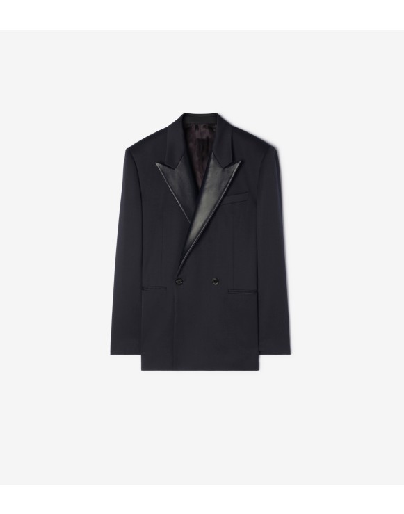 Burberry Men's Winter 2026 Runway Collection | Burberry®