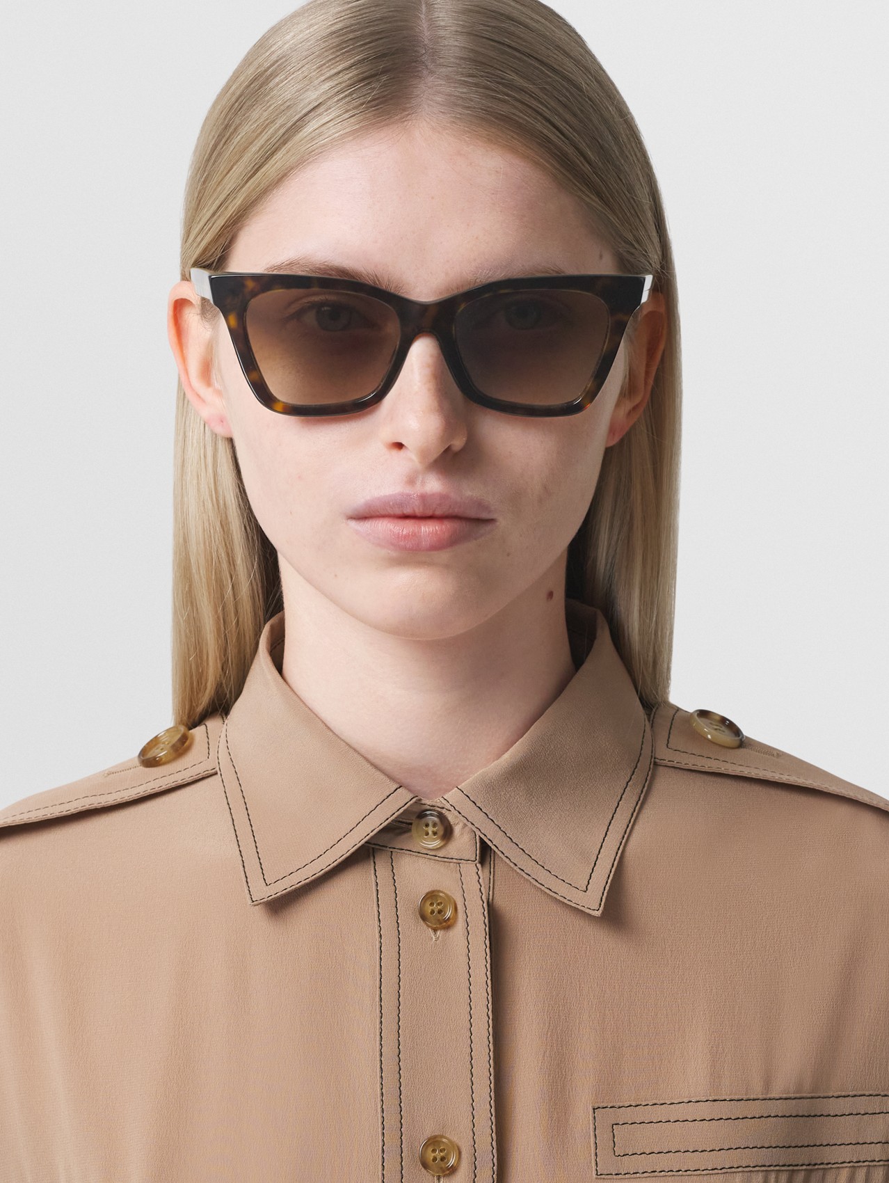 Check Detail Bio-acetate Square Frame Sunglasses in Tortoiseshell/beige
