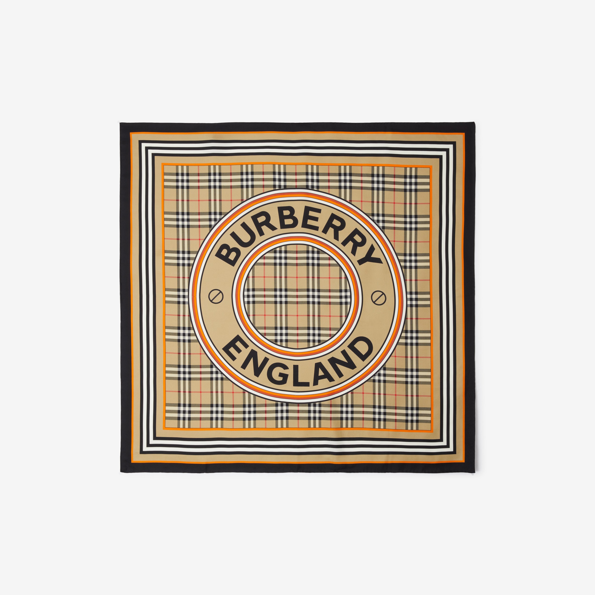 Pañuelo cuadrado en seda con estampado de montaje (Beige Vintage) | Burberry® oficial - 2