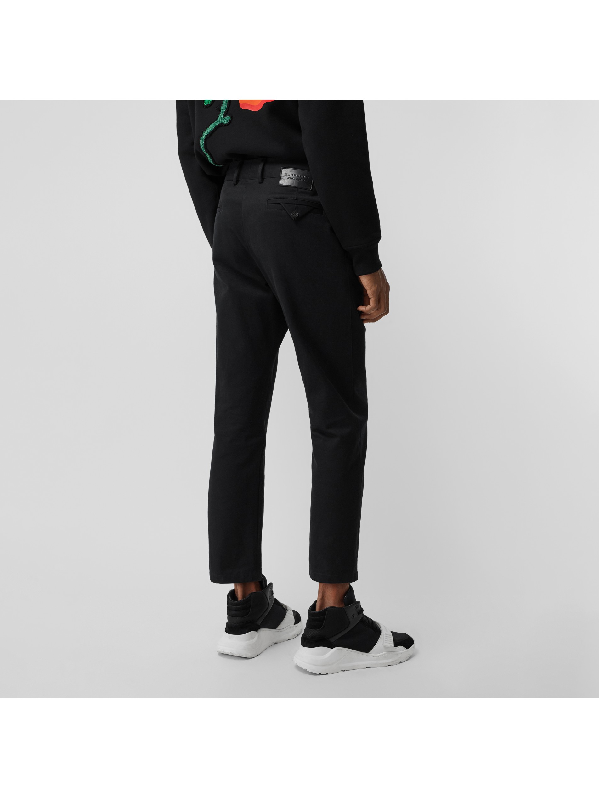 黑色 修身剪裁棉质混纺卡其裤 产品图片21