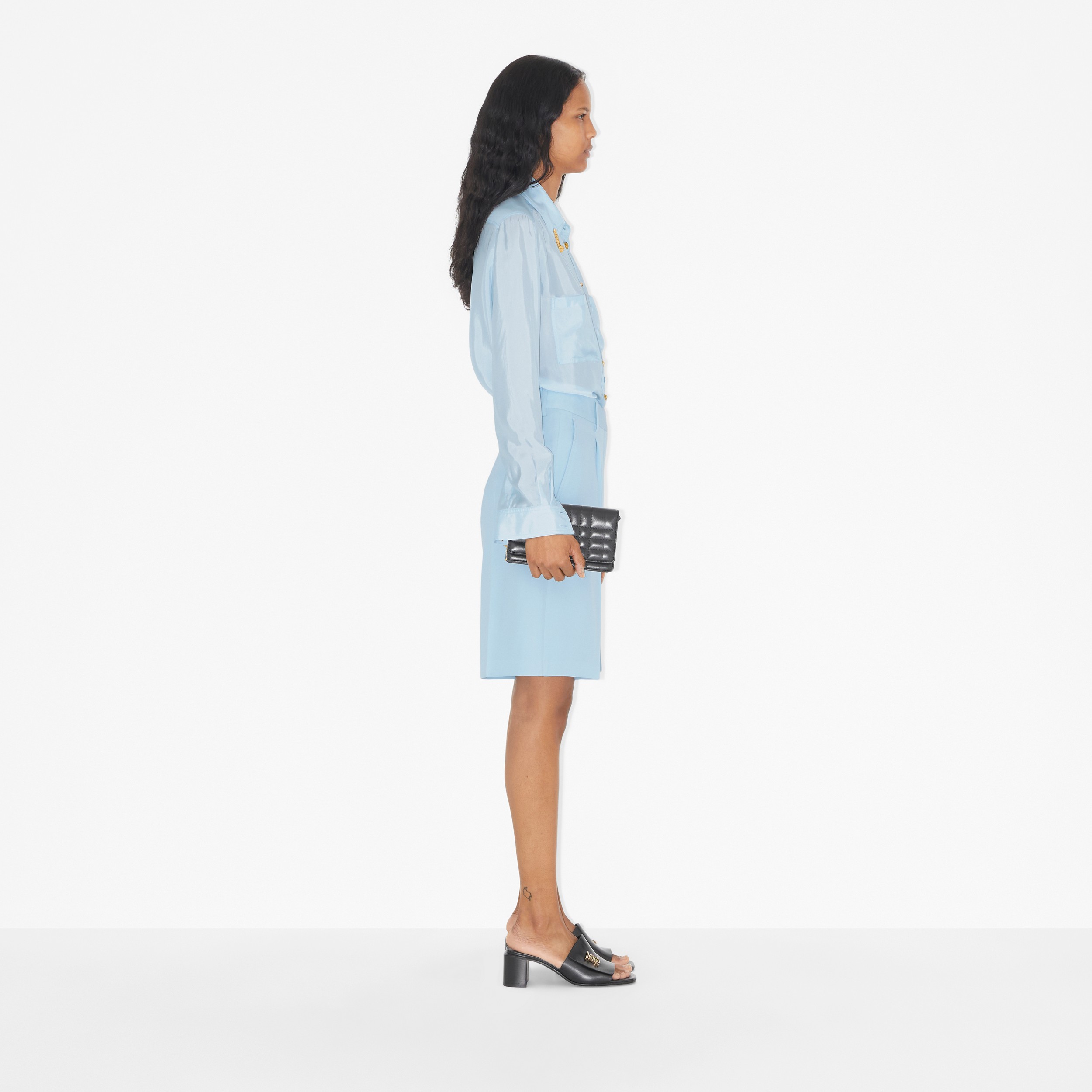 Camisa en mezcla de viscosa con cadenas en los botones (Azul Glaciar) - Mujer | Burberry® oficial - 3