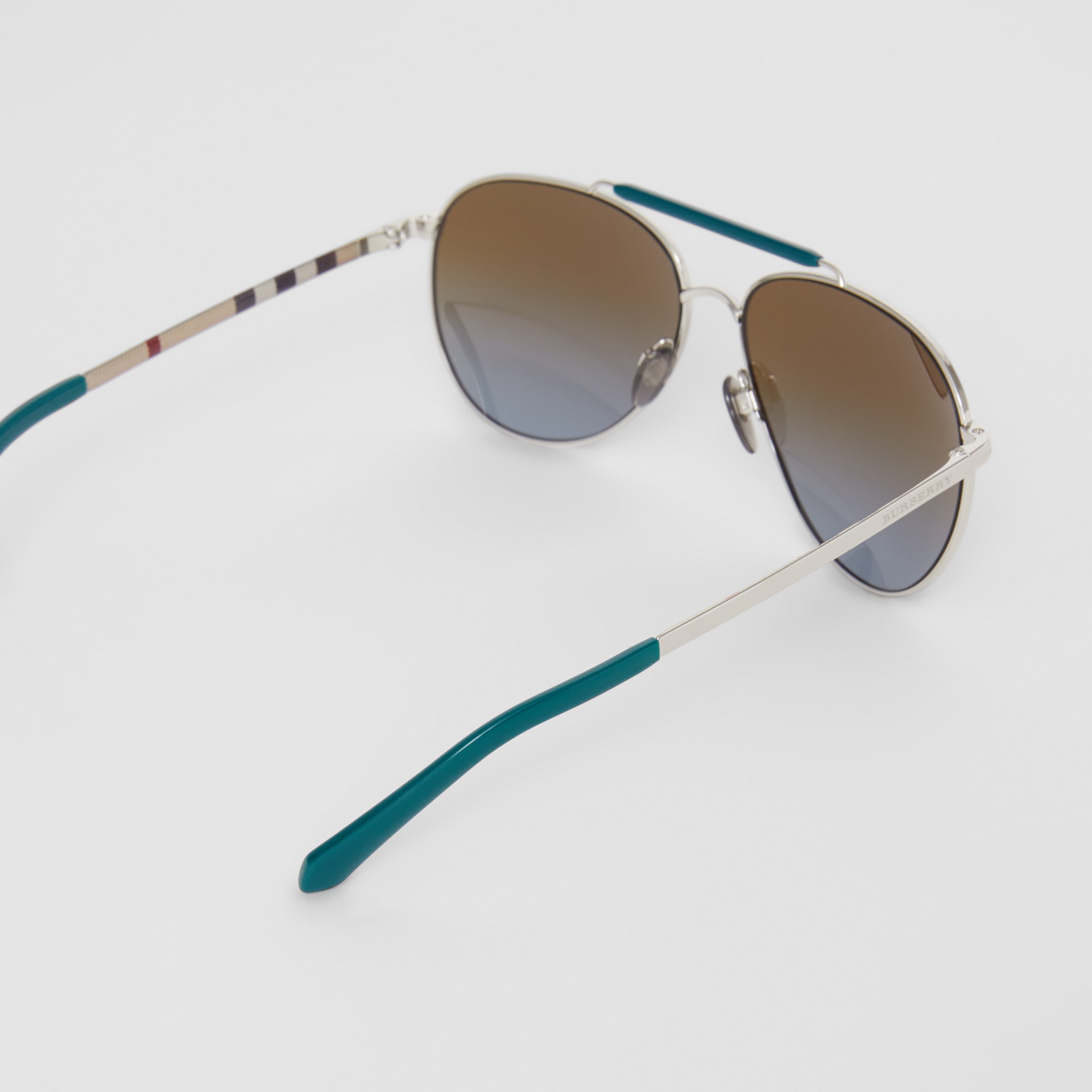 check detail pilot sunglasses