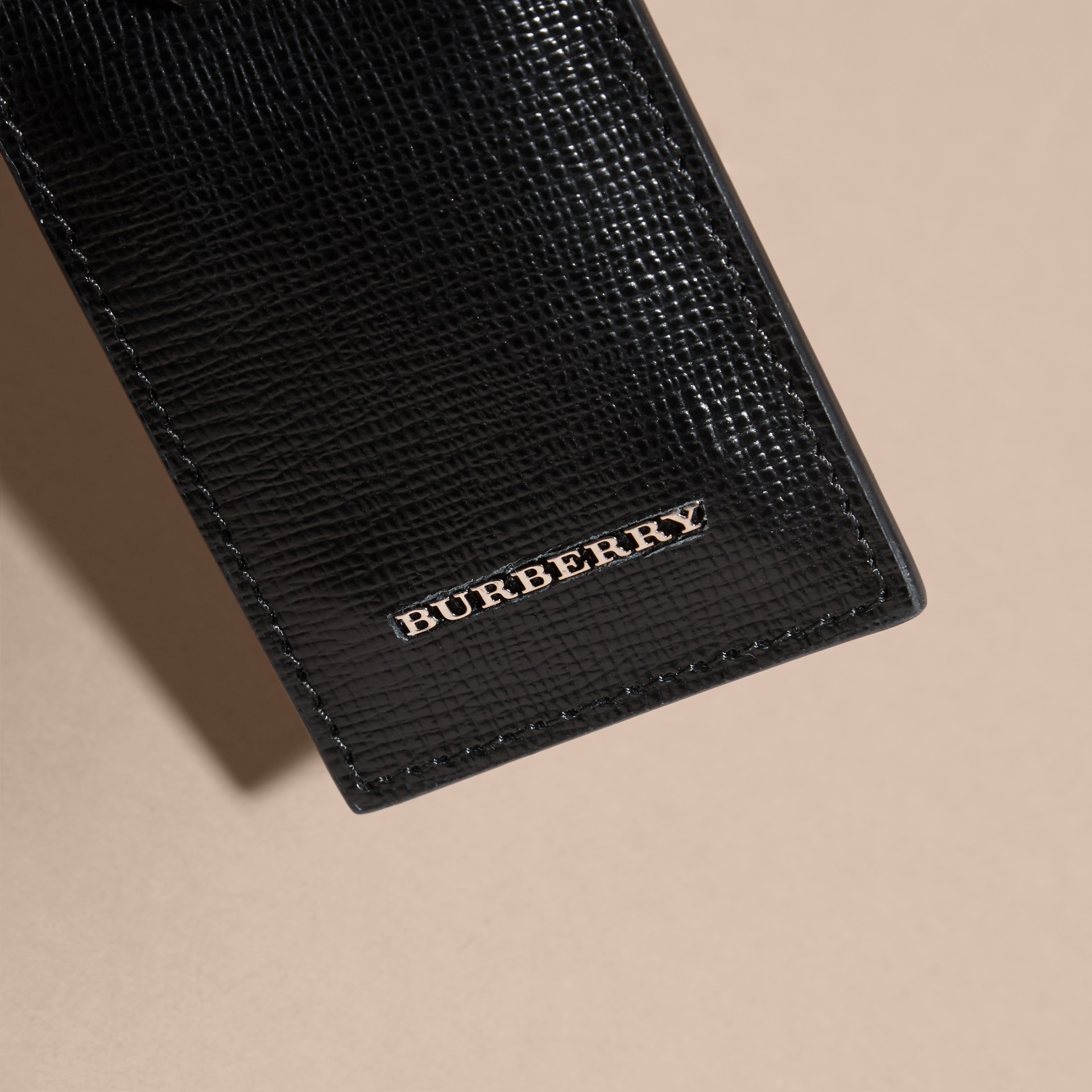 London Leather Luggage Tag Black Burberry