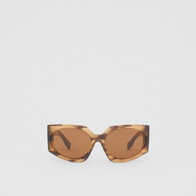 Geometric Frame Sunglasses in Bright 