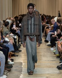 SS23 Look 38