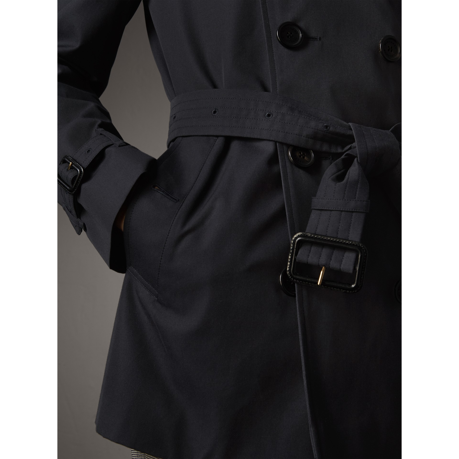 Mens Italian Leather Trench Coat Cw850811 Mid Length Cotton Trench Coat Here A53b1a6c01cbeeb25e397e6781b7f4f8f5ee6ef3 1 7a58f7f83af970e5e0c93891731fb6c4101e2118