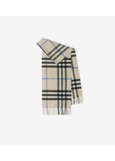 バーバリー クラシック：アイコンスタイルを探索 | Burberry® 公式サイト