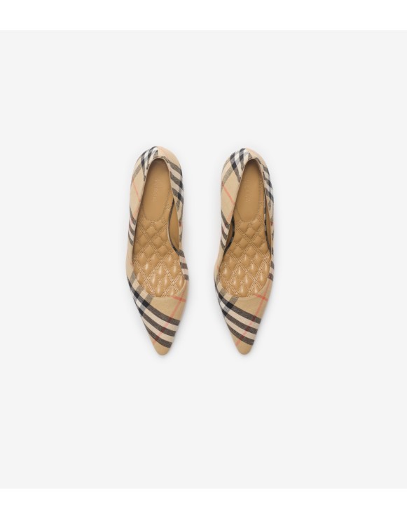 Check Dame Pumps​