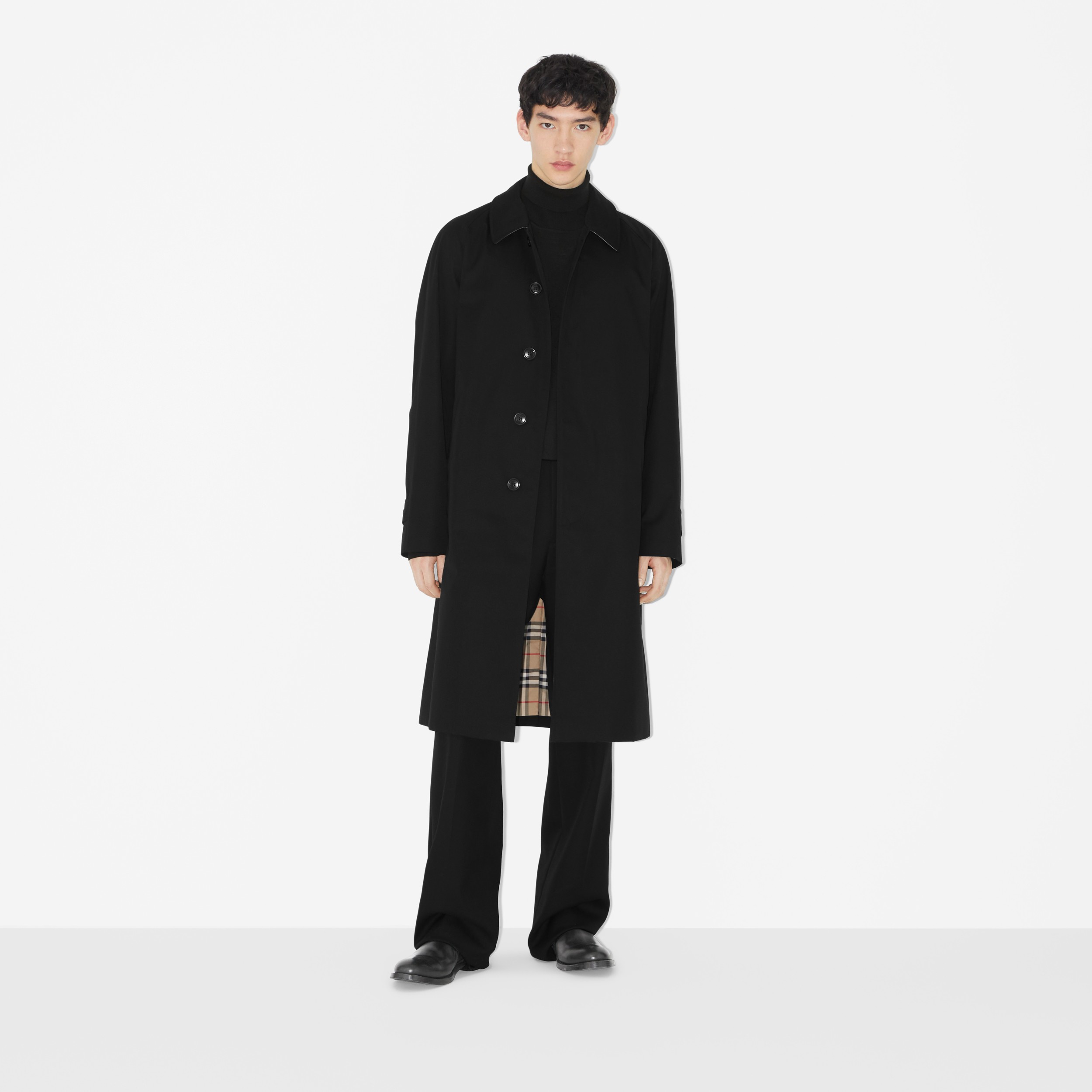 Long Camden Heritage Car Coat in Black - Men | Burberry® Official - 2
