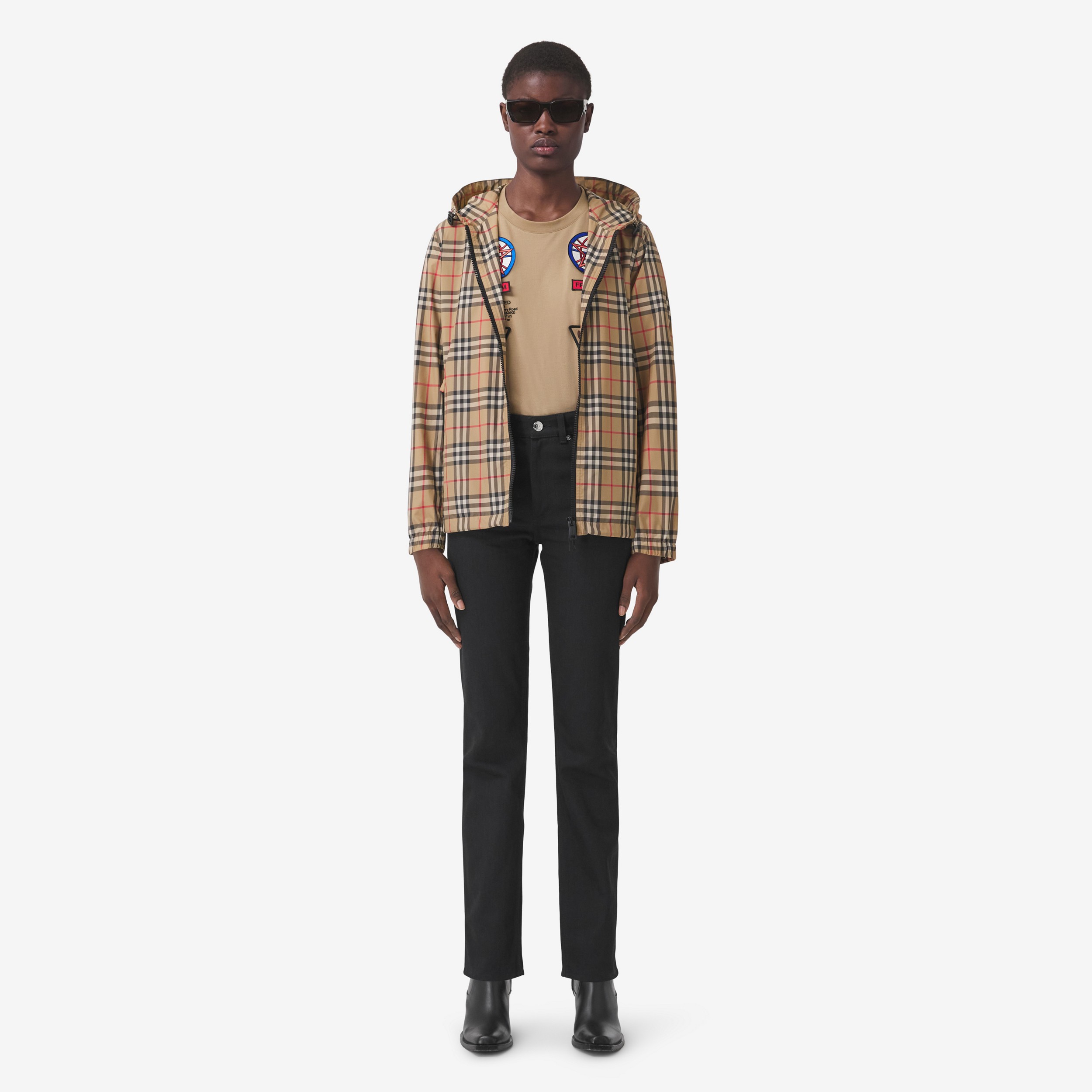Vintage Check Hooded Jacket in Archive Beige - Women | Burberry® Official