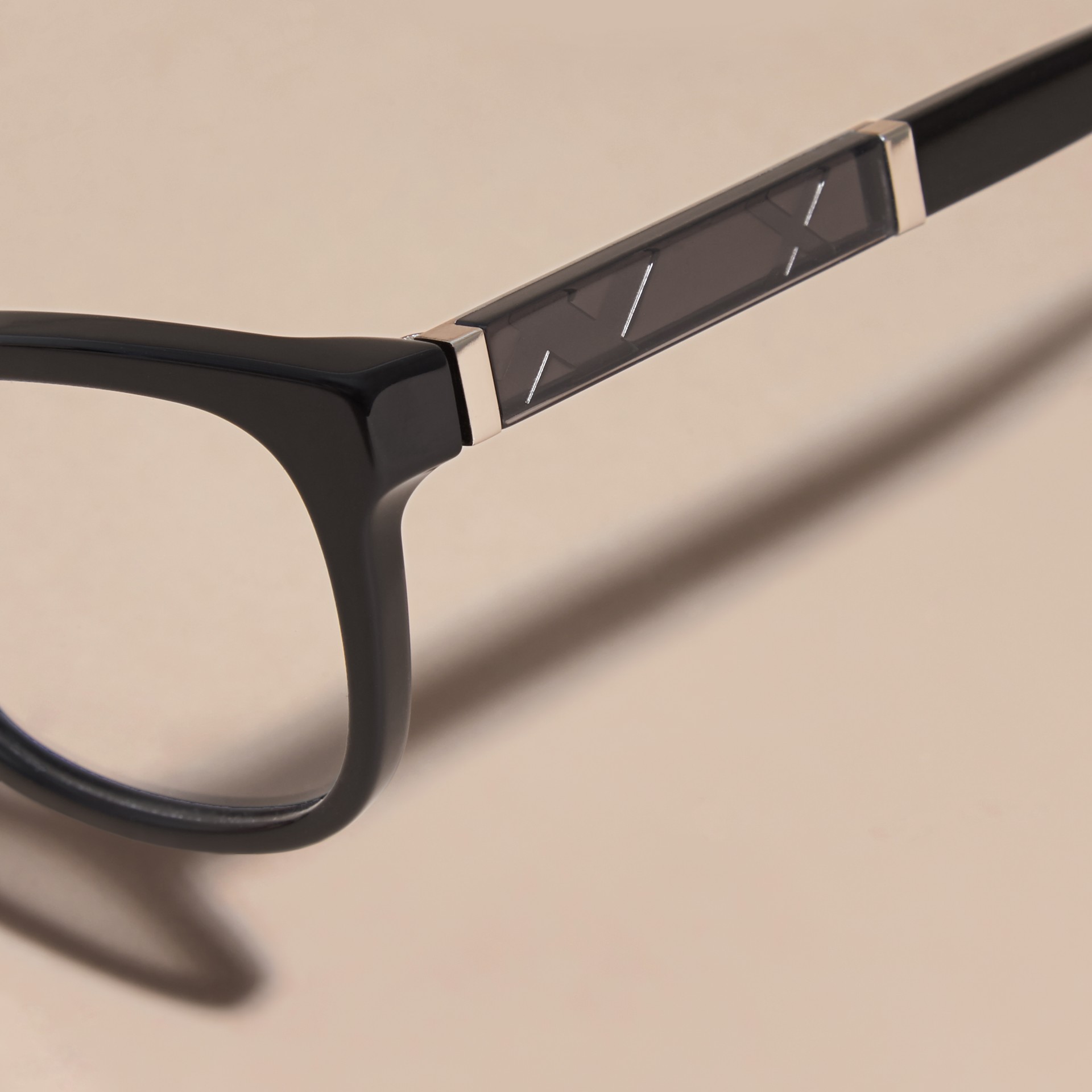 Check Detail Oval Optical Frames Black Burberry