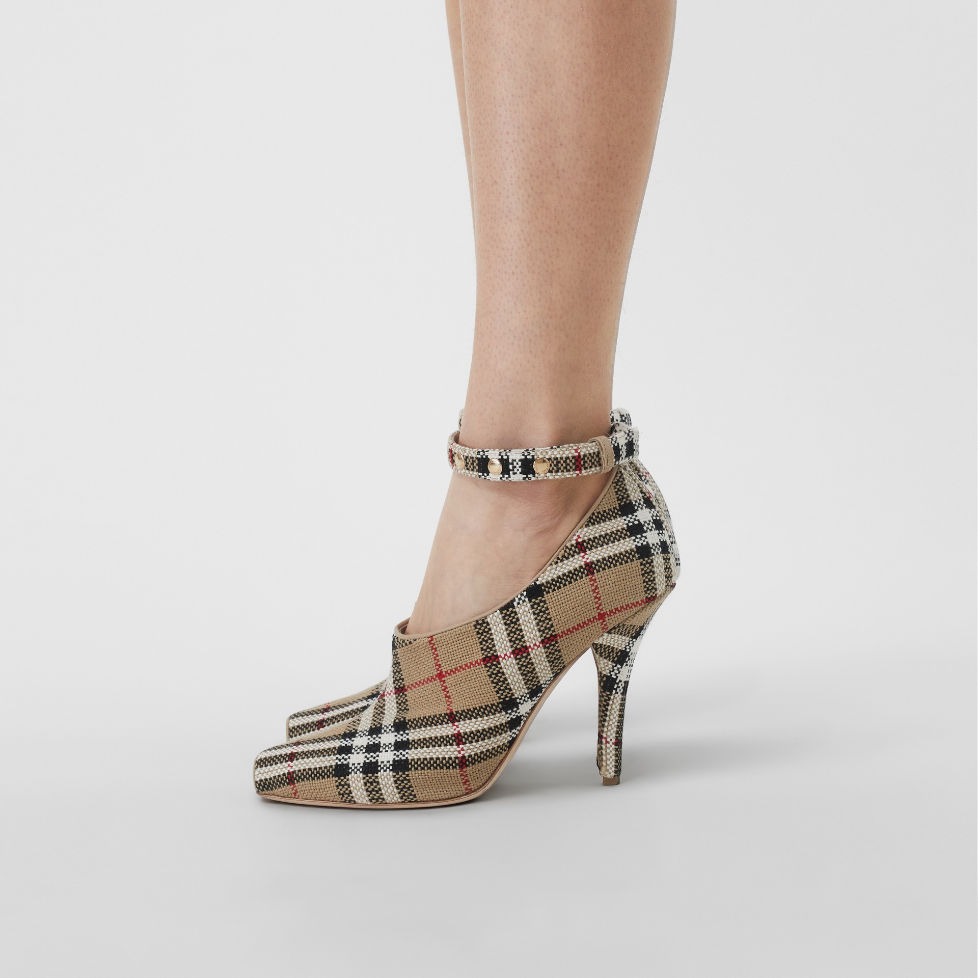 burberry peep toe pumps