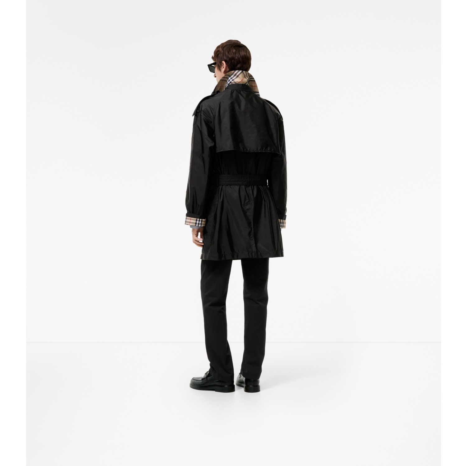 Mid-length Nylon Leadenham Trench Coat in Black - Men | Burberry® Official