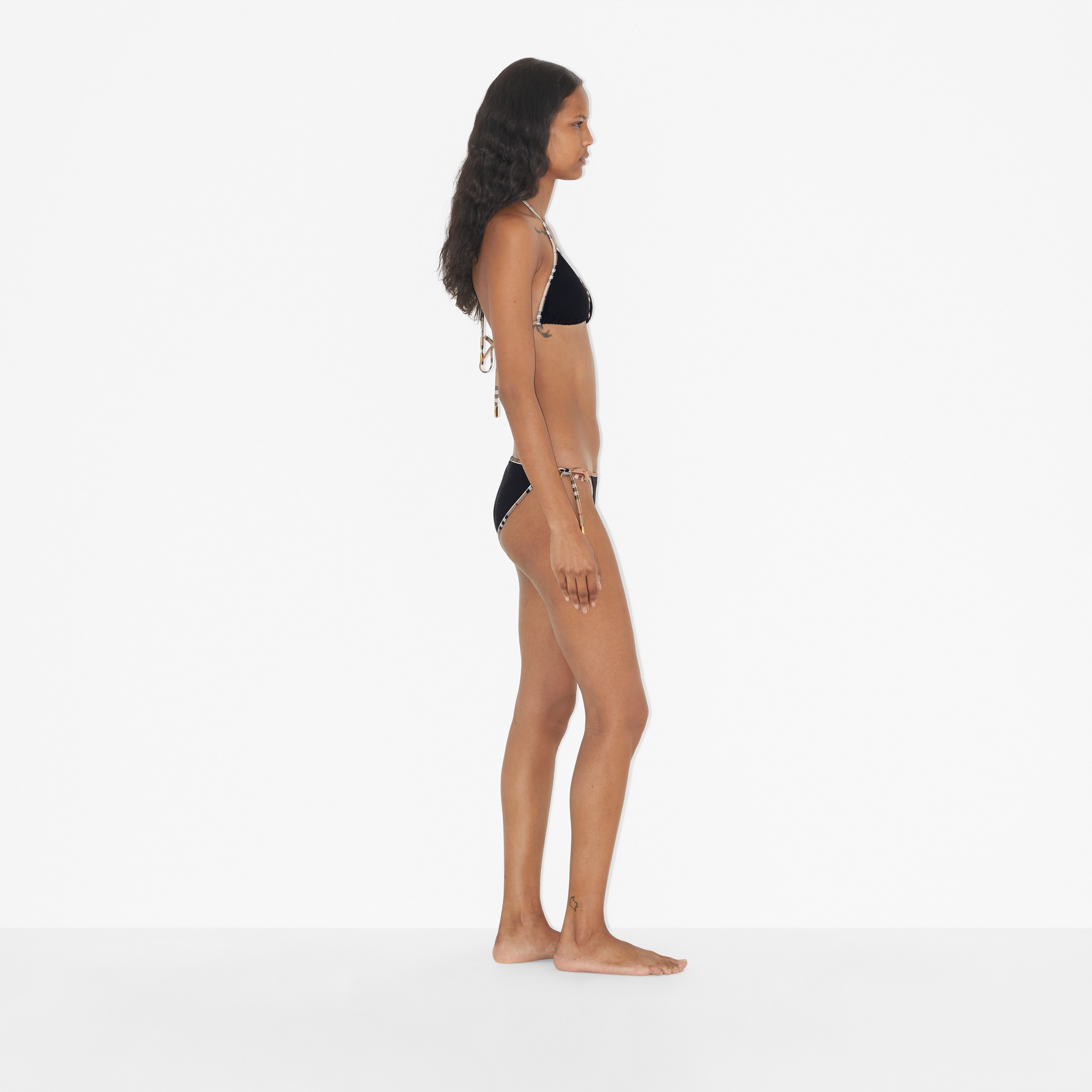 Bikini a triangolo in nylon stretch con dettagli Check (Nero) - Donna | Sito ufficiale Burberry® - 3