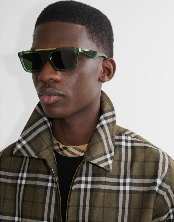 メンズ デザイナーサングラス | Burberry® 公式サイト メンズ デザイナーサングラス | Burberry® 公式サイト