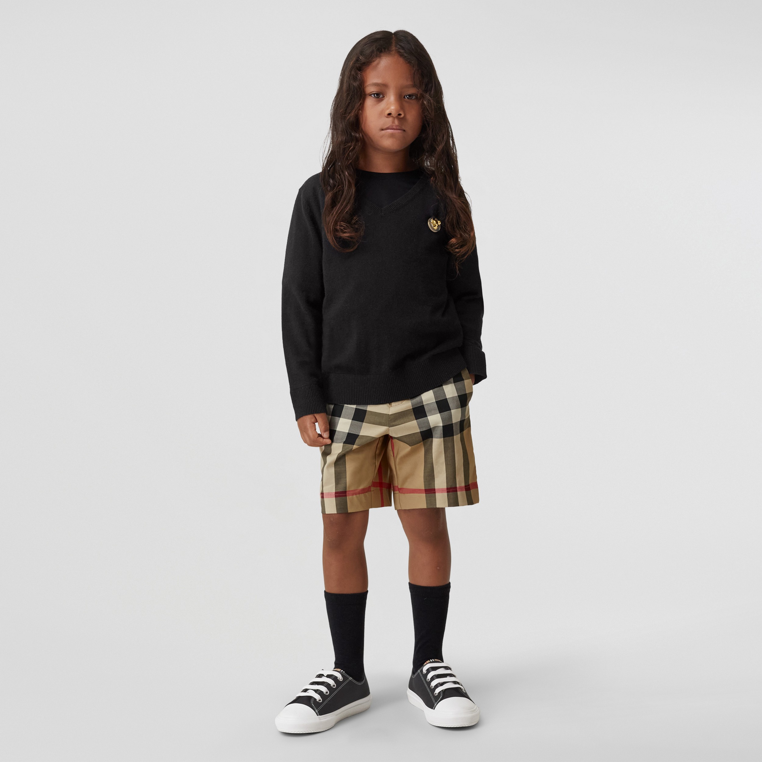 Jersey en cachemir y algodón con detalle de osito Thomas (Negro) - Niños | Burberry® oficial - 3