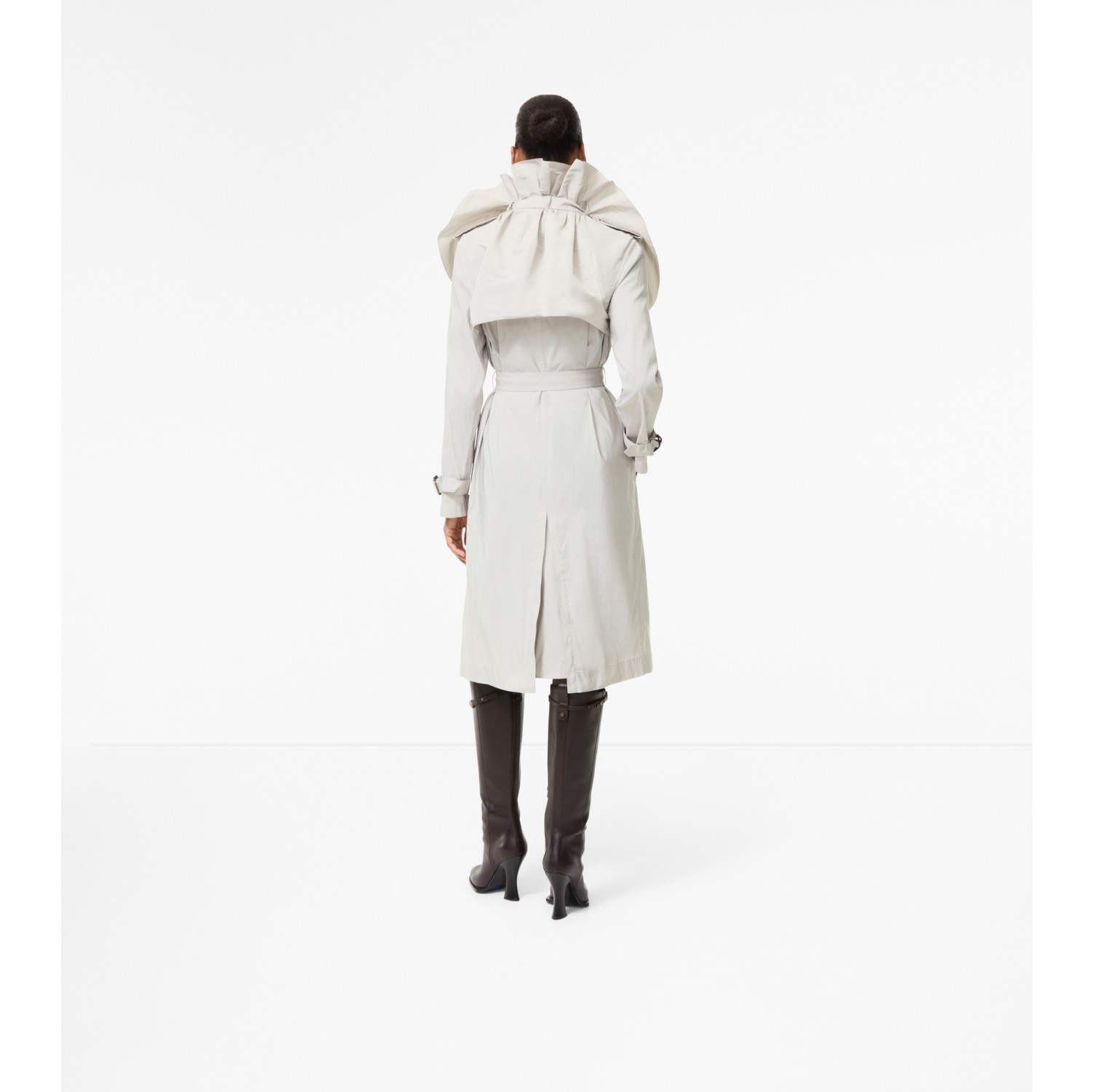BURBERRY フード付きホワイトトレンチコート　雨具 ロング ファイユ クレア トレンチコート (グレイシアブルー