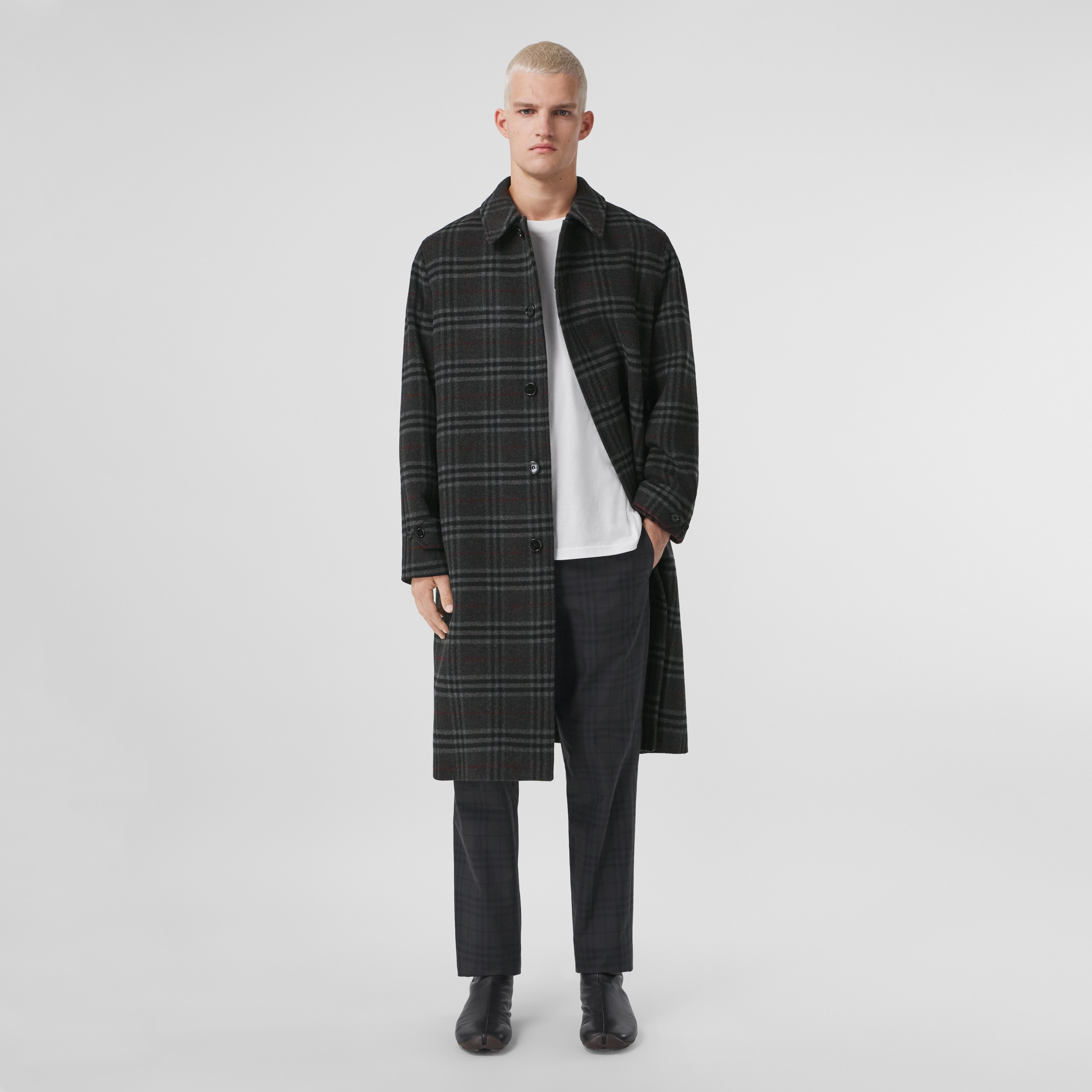 Car coat de lã e cashmere em Vintage Check (Cinza Escuro) - Homens | Burberry® oficial - 1