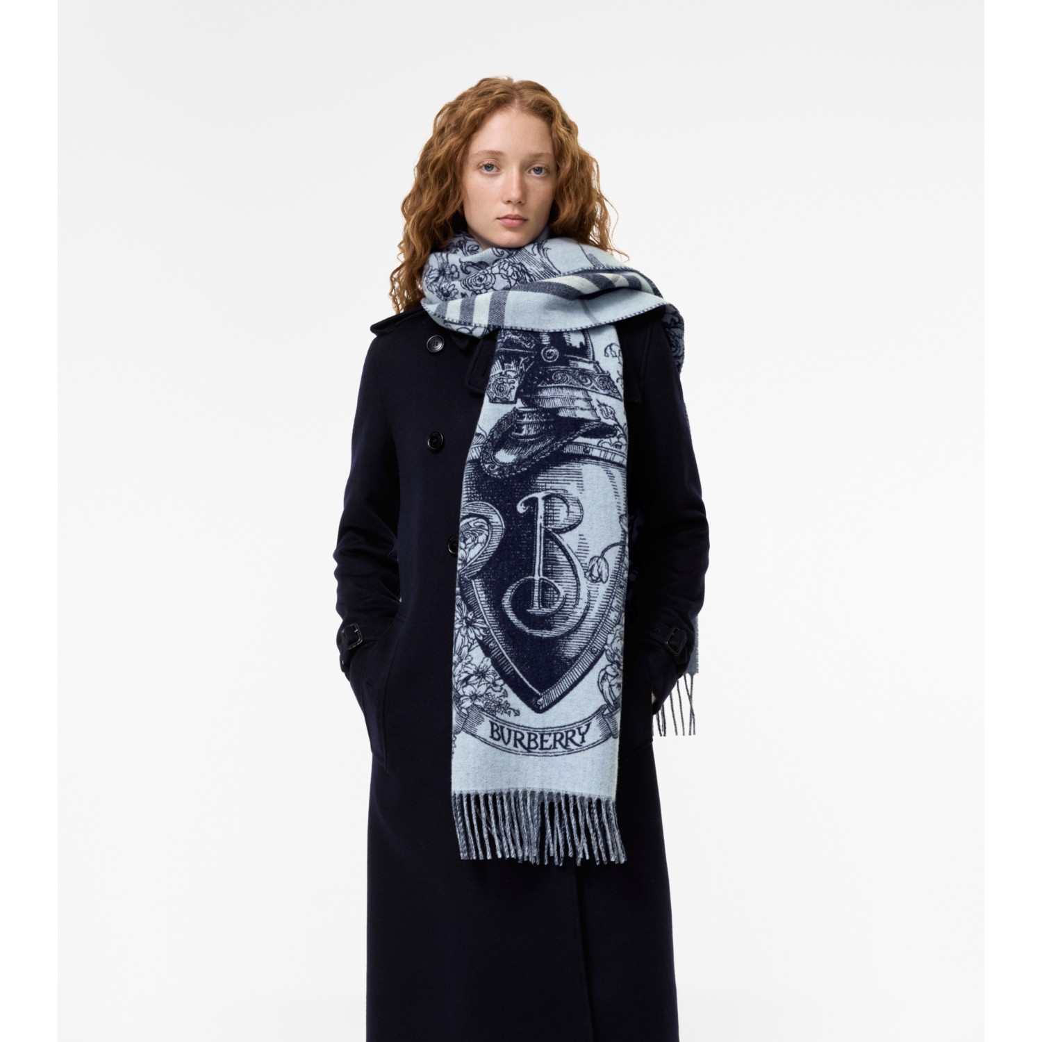 Reversible Etched Knight Cashmere Scarf - thumbnail 2