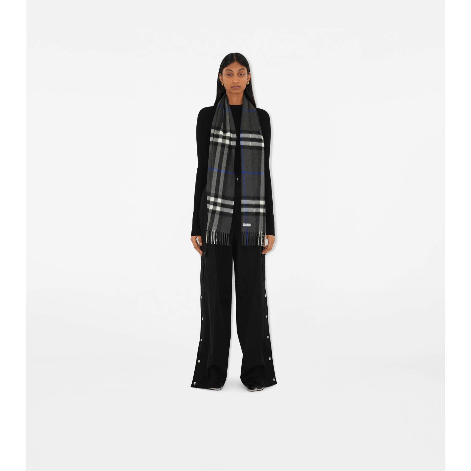 Check Cashmere Scarf in Dark charcoal Burberry Official