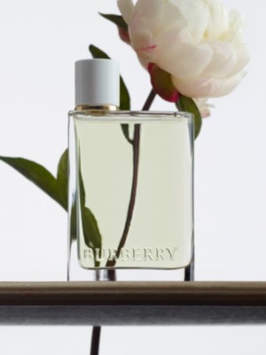 ウィメンズ香水 | デザイナー香水 | Burberry® 公式サイト