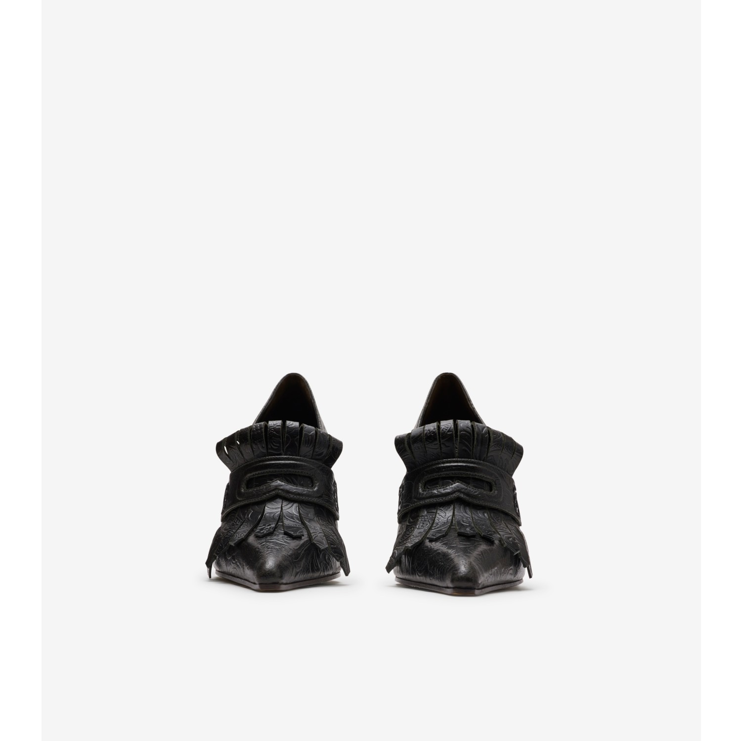 Embossed Cameo Fringe Pumps​