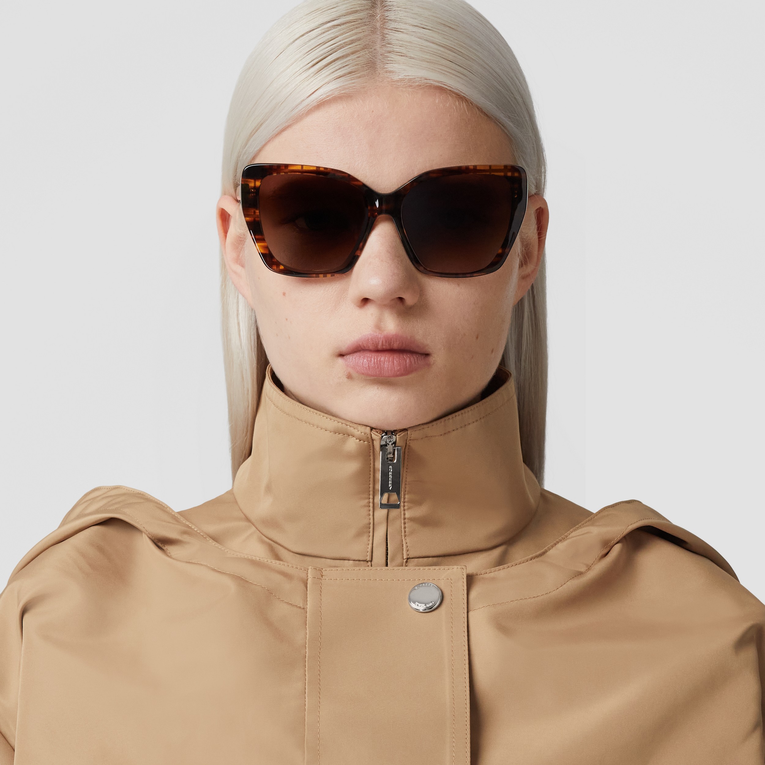 Reconstructed Oversized Hooded Parka in Camel - Women | Burberry® Official - 2