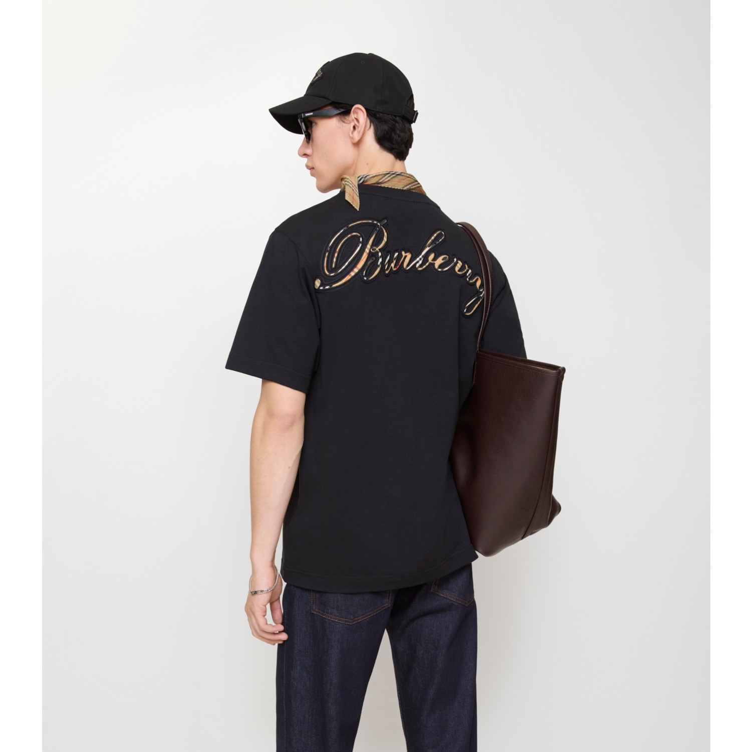 T-shirt in cotone con logo in corsivo Check