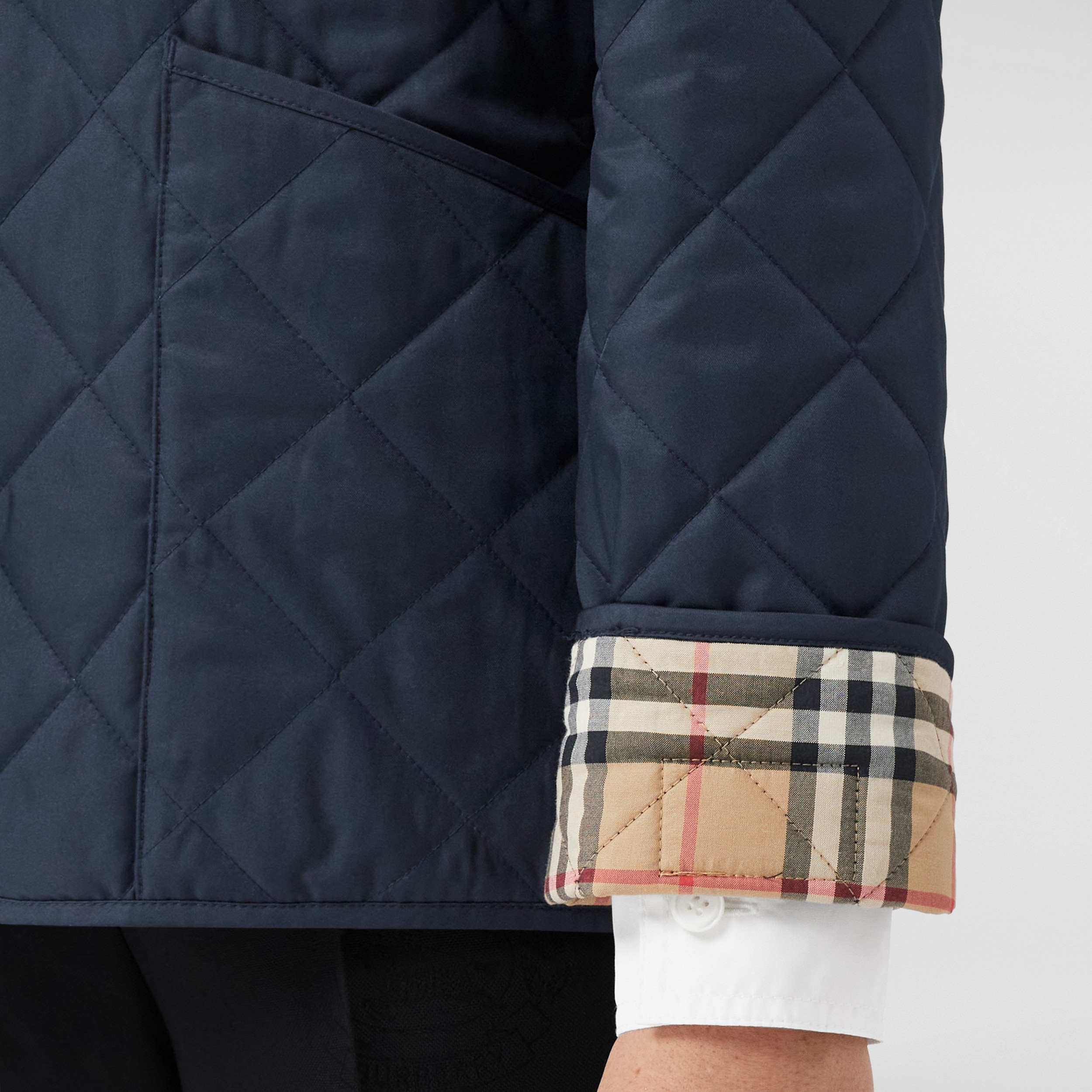 Corduroy Collar Diamond Quilted Jacket in Midnight - Women | Burberry® Official - 3