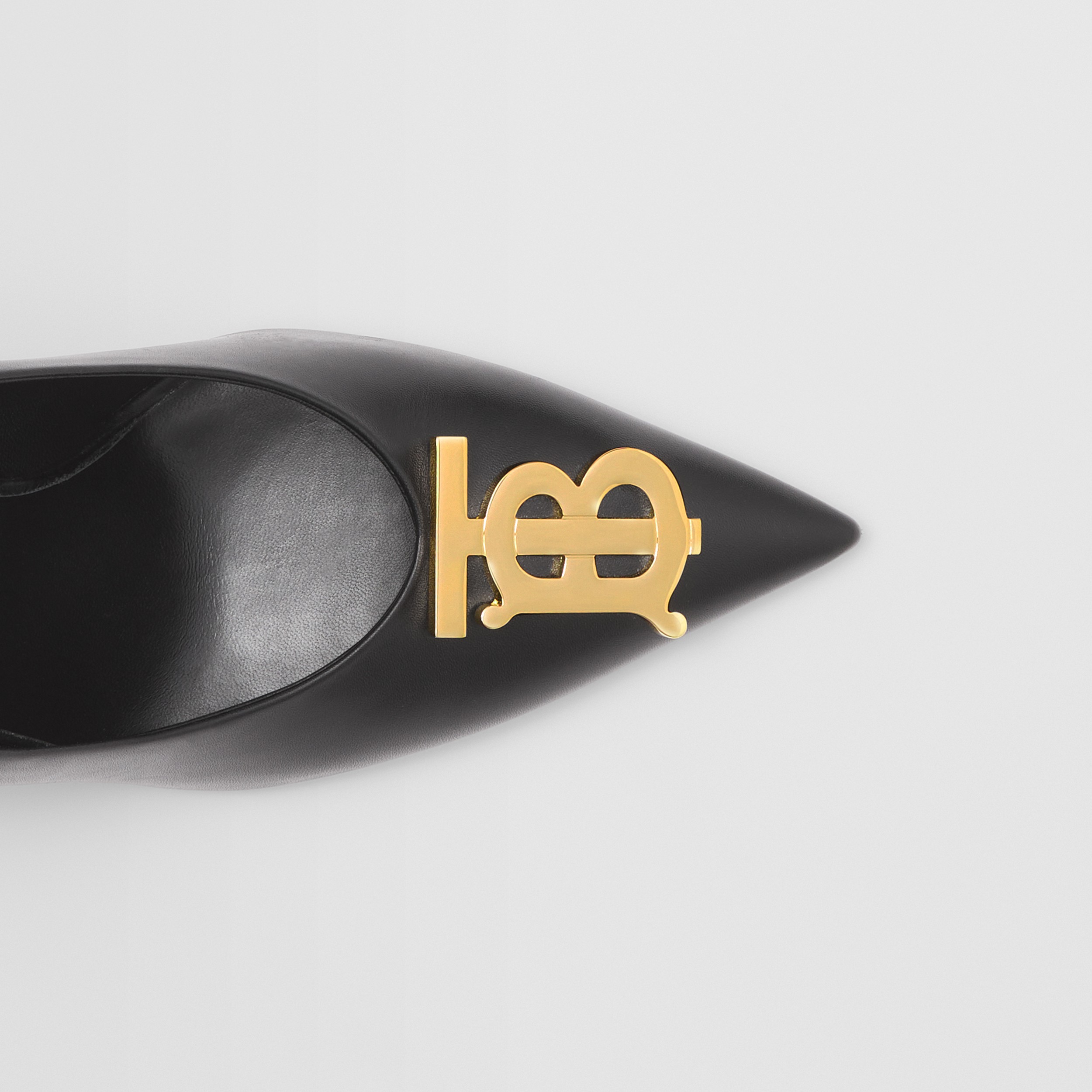 Scarpins de bico fino de couro com monograma (Preto) - Mulheres | Burberry® oficial - 2