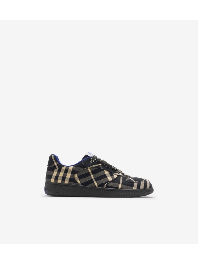 Burberry usa shop yeezy hotsell