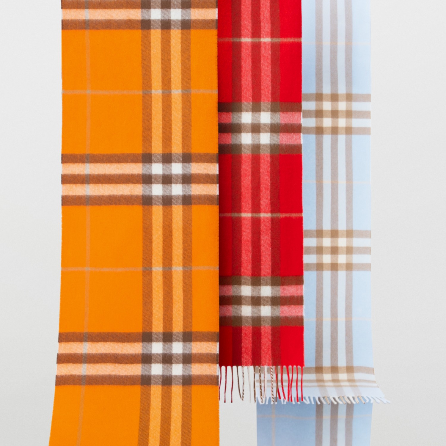The Burberry Scarf 