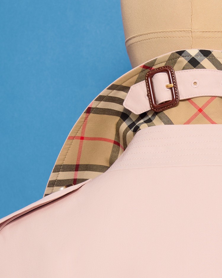 BURBERRY ピンク トレンチコート ピンク系 Burberry(バーバリー) トレンチコート(レディース