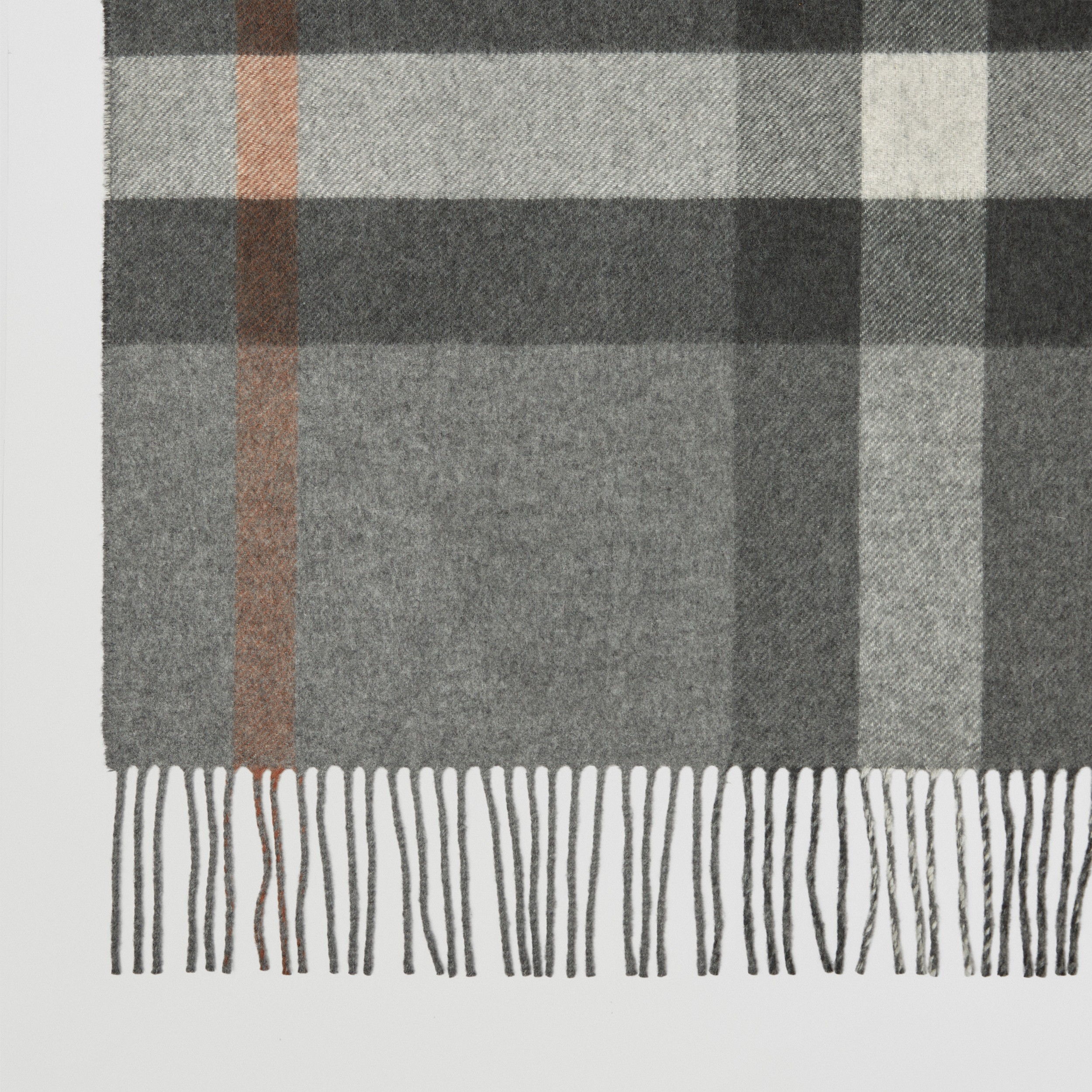 Exaggerated Check Cashmere Blanket in Grey | Burberry® Official - 2