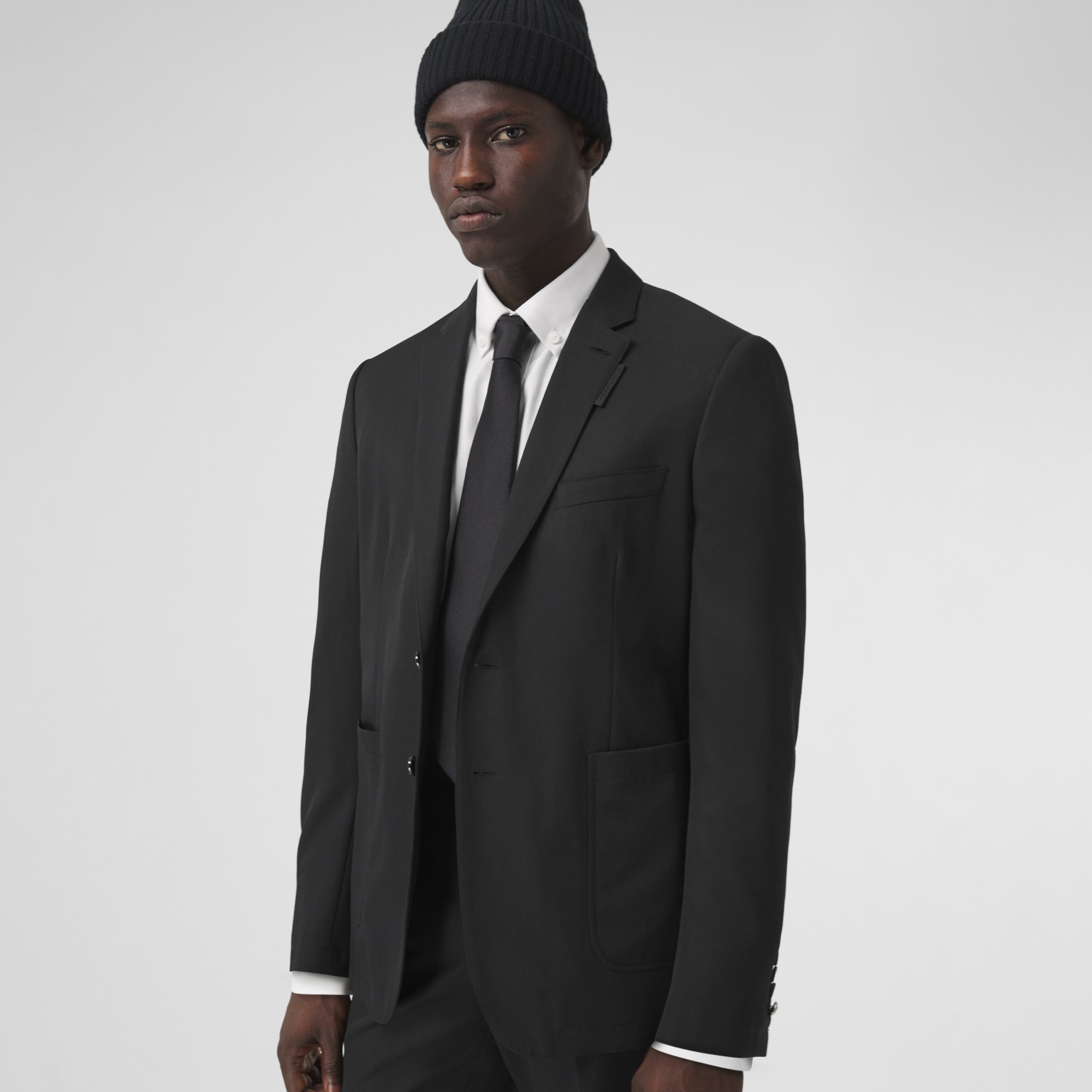 スリムフィット テクニカルウール テーラードジャケット ブラック メンズ Burberry 公式サイト