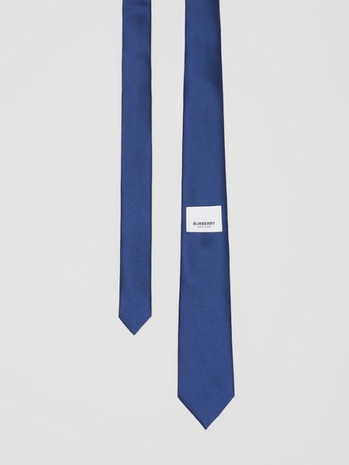 Burberry Classic Cut Logo Appliqué Silk Satin Tie In 사파이어 블루