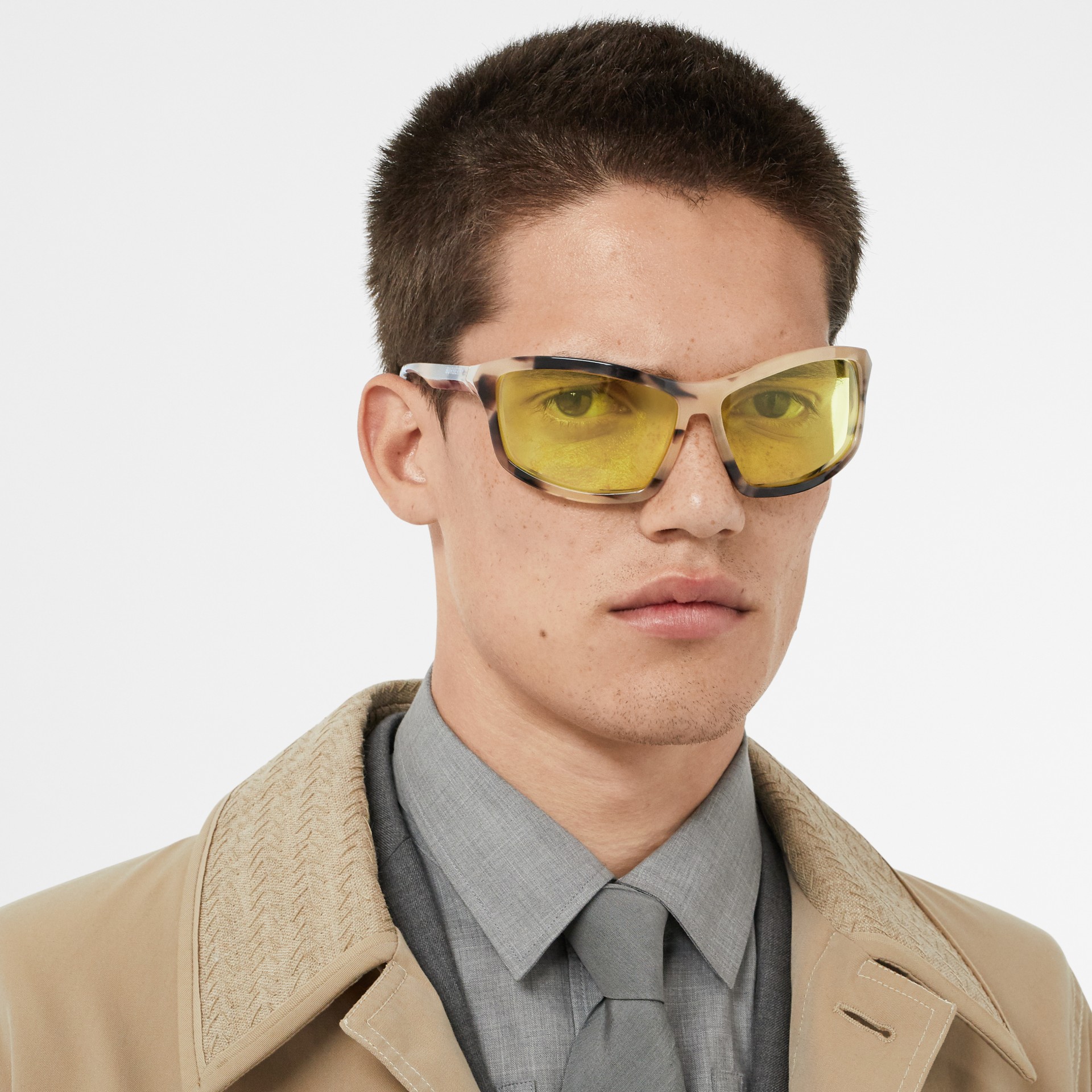 Wrap Frame Sunglasses In Yellow Men Burberry United States 