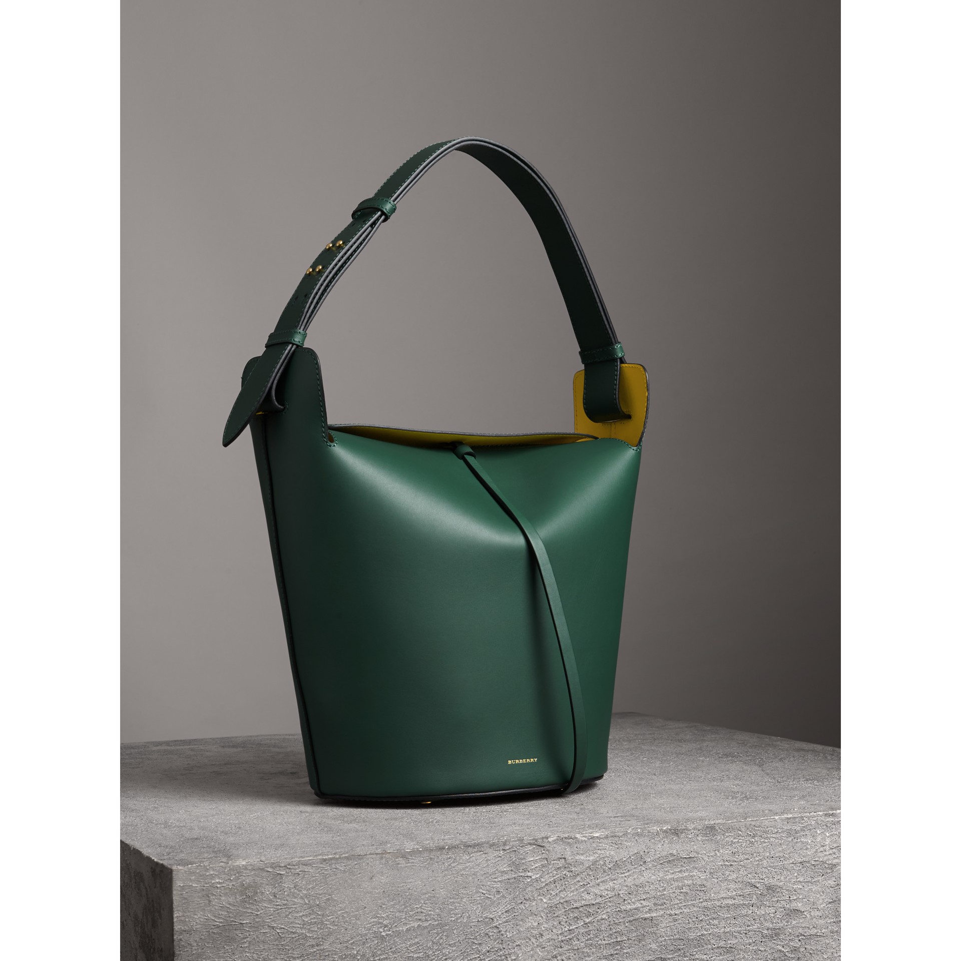 The Large Leather Bucket Bag in Viridian Green - Women | Burberry Canada