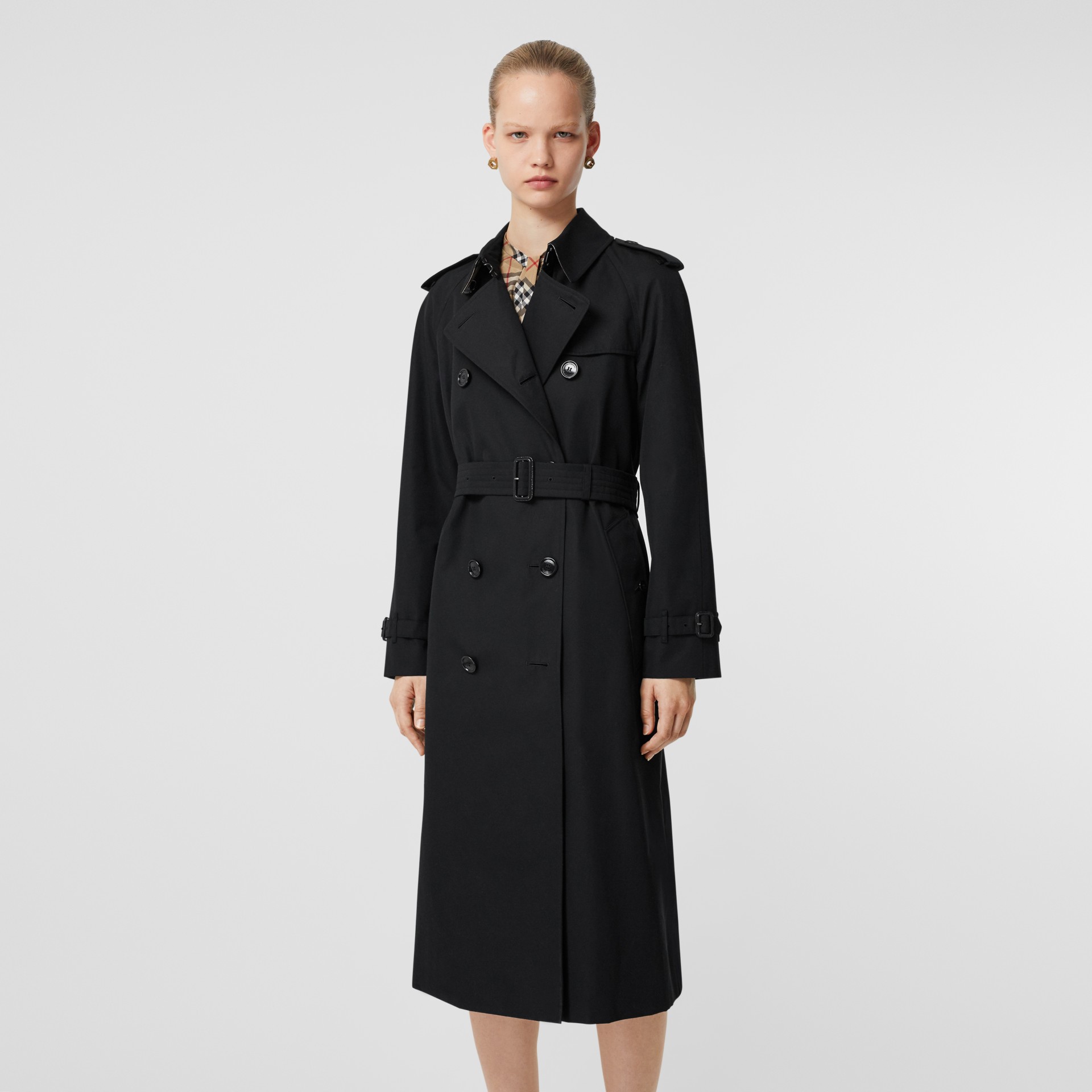 The Waterloo Heritage Trench Coat in Black - Women | Burberry United States