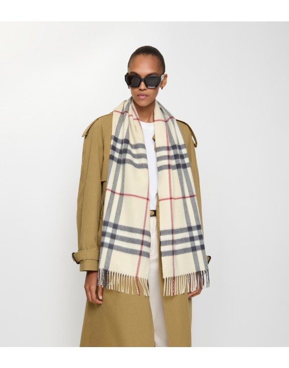 Burberry ダンデライオン アーガイル シルク スクエア スカーフ チェック アルパカウールブレンド ブークレスカーフ (サンドベージュ