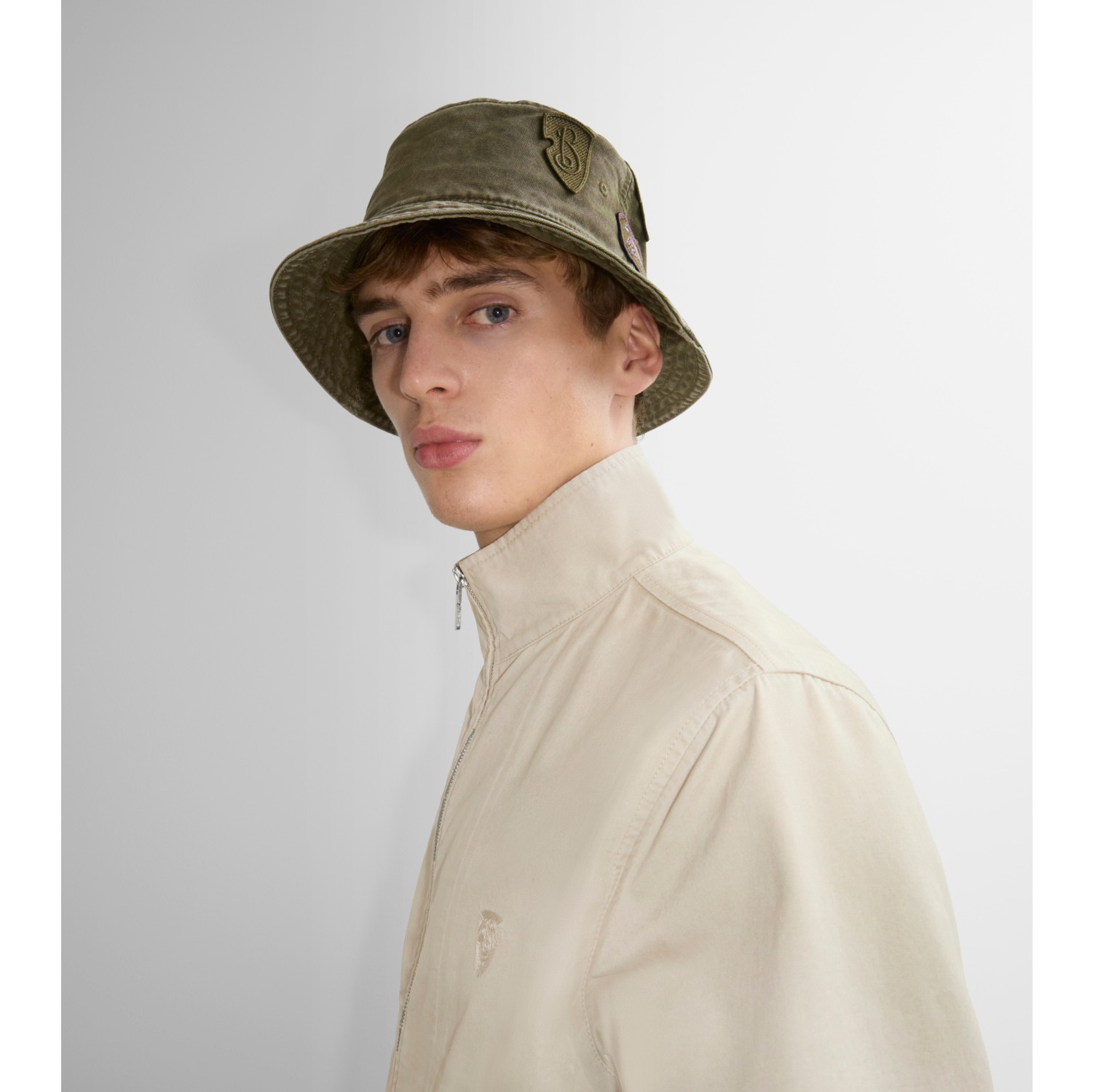 Badge Cotton Bucket Hat